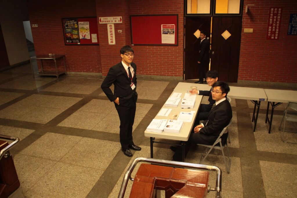 12841284_824104547734720_2419146890032234318_o